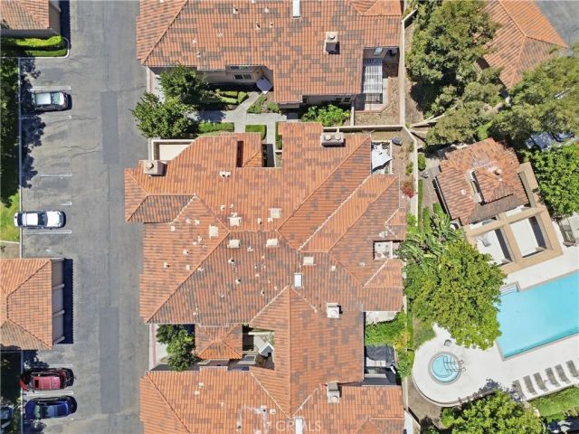 8 Magellan Aisle, Irvine, CA 92620