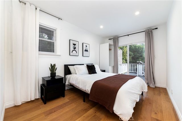 6008 Carlton Way, Los Angeles, CA 90028