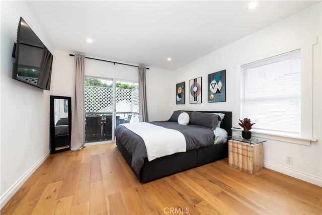 6008 Carlton Way, Los Angeles, CA 90028