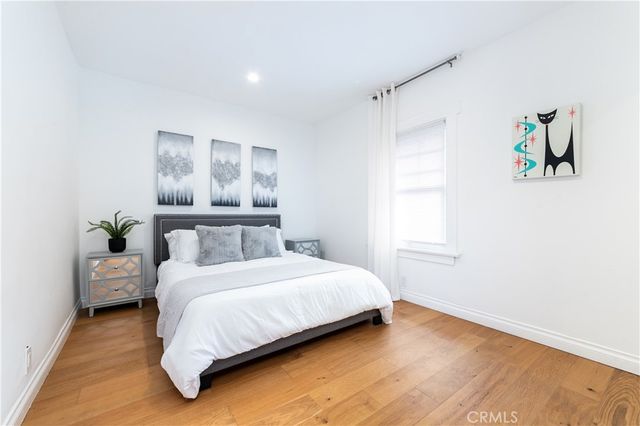 6008 Carlton Way, Los Angeles, CA 90028