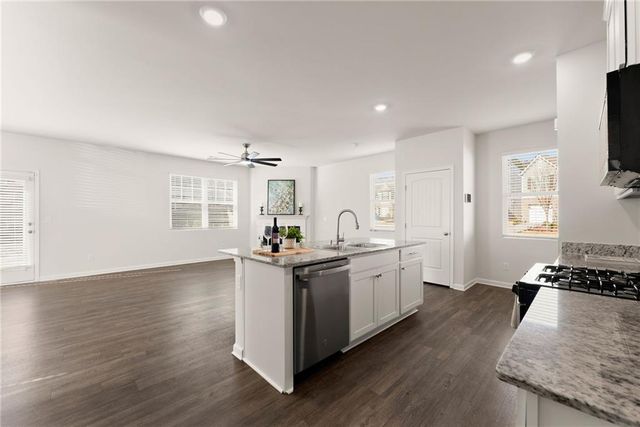 5302 Aster Place, Oakwood, GA 30566