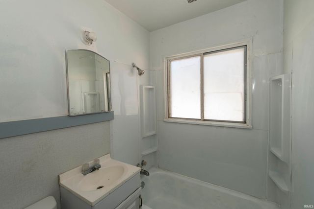 1634 N Olive Street, South Bend, IN 46628