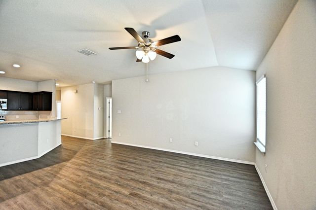 475 Autumn Leaf DR, New Braunfels, TX 78130