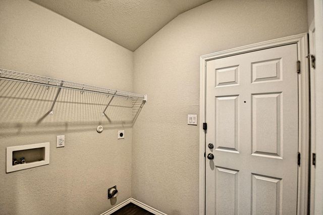 475 Autumn Leaf DR, New Braunfels, TX 78130