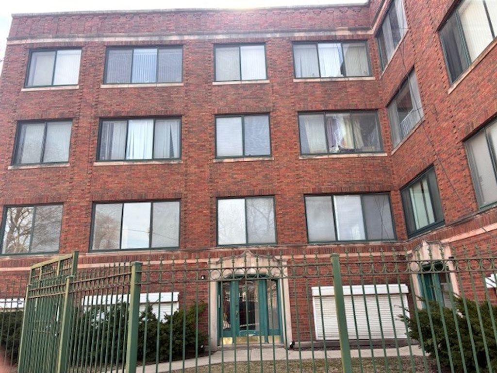 8010 S Ridgeland Avenue 1D, Chicago, IL 60617
