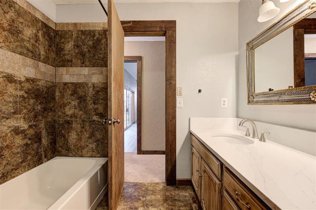 521 Partridge Lane, Edmond, OK 73034