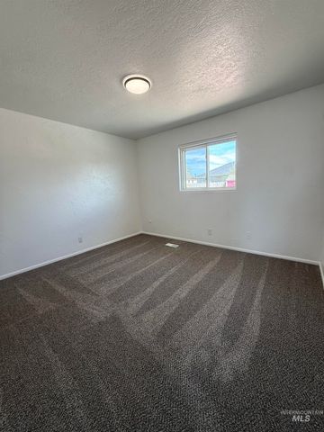 709 Locust, Kimberly, ID 83341