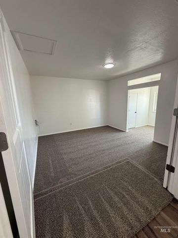 709 Locust, Kimberly, ID 83341