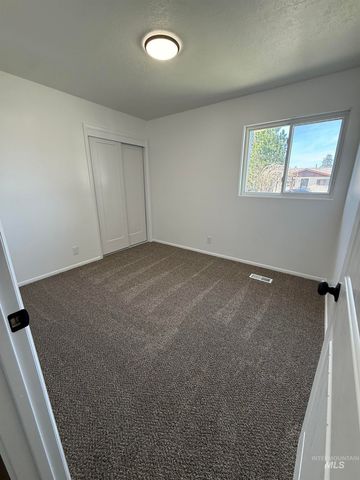 709 Locust, Kimberly, ID 83341