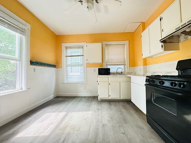39 Cushman Rd 1, Boston, MA 02135
