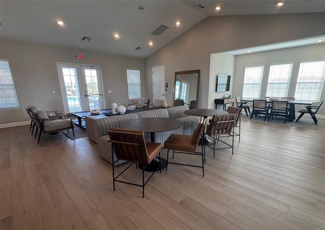 30121 MISTY PINES RD, Mount Dora, FL 32757