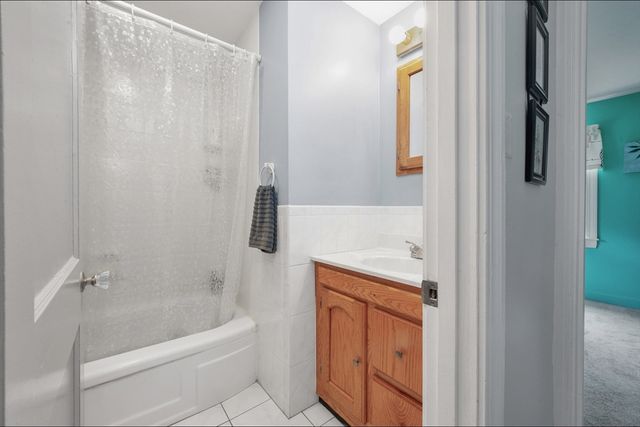 73 Green St, Abington, MA 02351