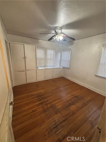 2065 W 65th, Los Angeles, CA 90047