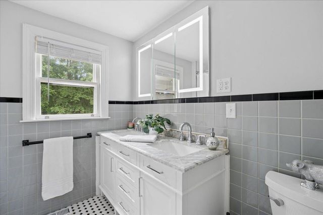 23 Woodwells Garrison Road, Hopkinton, NH 03229