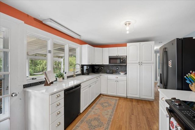 23 Woodwells Garrison Road, Hopkinton, NH 03229