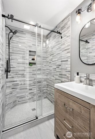 2825 165th Place SE, Bothell, WA 98012