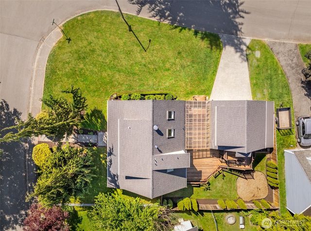 2825 165th Place SE, Bothell, WA 98012