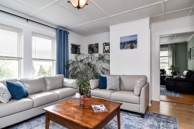 10 Forest Ave, Natick, MA 01760