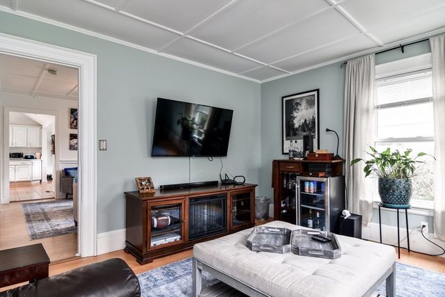 10 Forest Ave, Natick, MA 01760