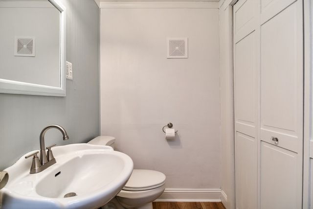 10 Forest Ave, Natick, MA 01760