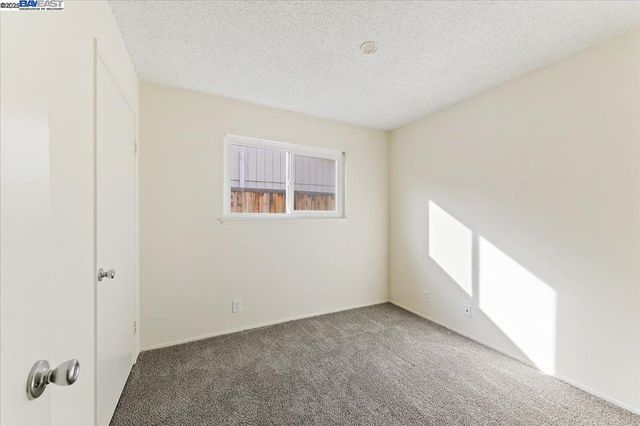 5569 Idlewild Ave, Livermore, CA 94551