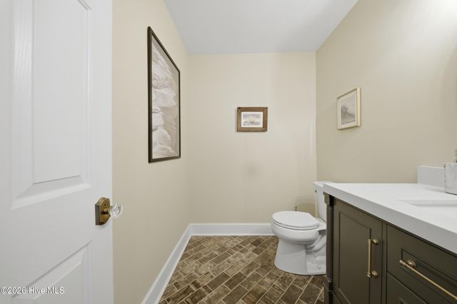 115 Country Club Drive 104, Hertford, NC 27944