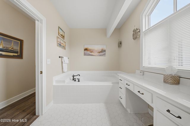 115 Country Club Drive 104, Hertford, NC 27944