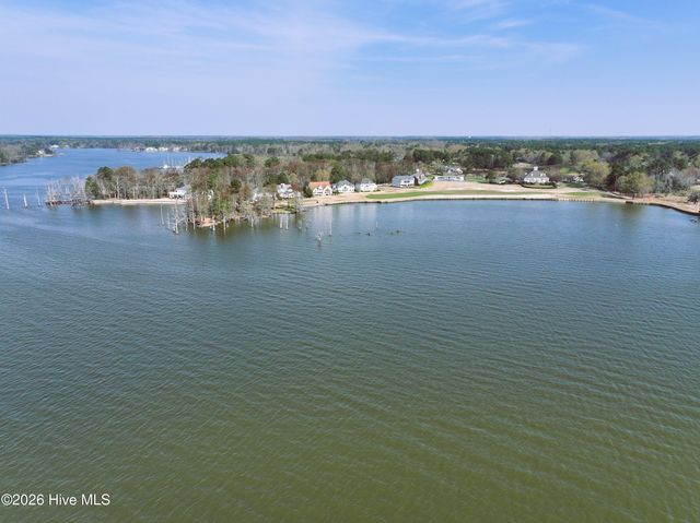 115 Country Club Drive 104, Hertford, NC 27944