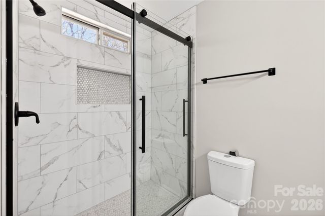 2801 Dellinger Drive, Charlotte, NC 28269