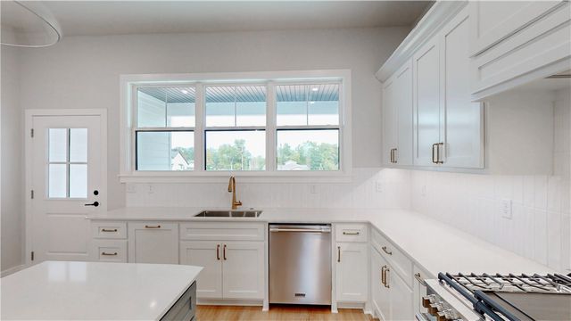 2313 S 31st Street, Rogers, AR 72758