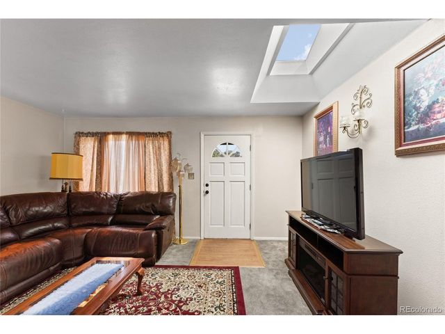 1924 Mccooke Dr, Colorado Springs, CO 80910