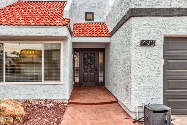 490 E SAN ANGELO Avenue, Gilbert, AZ 85234