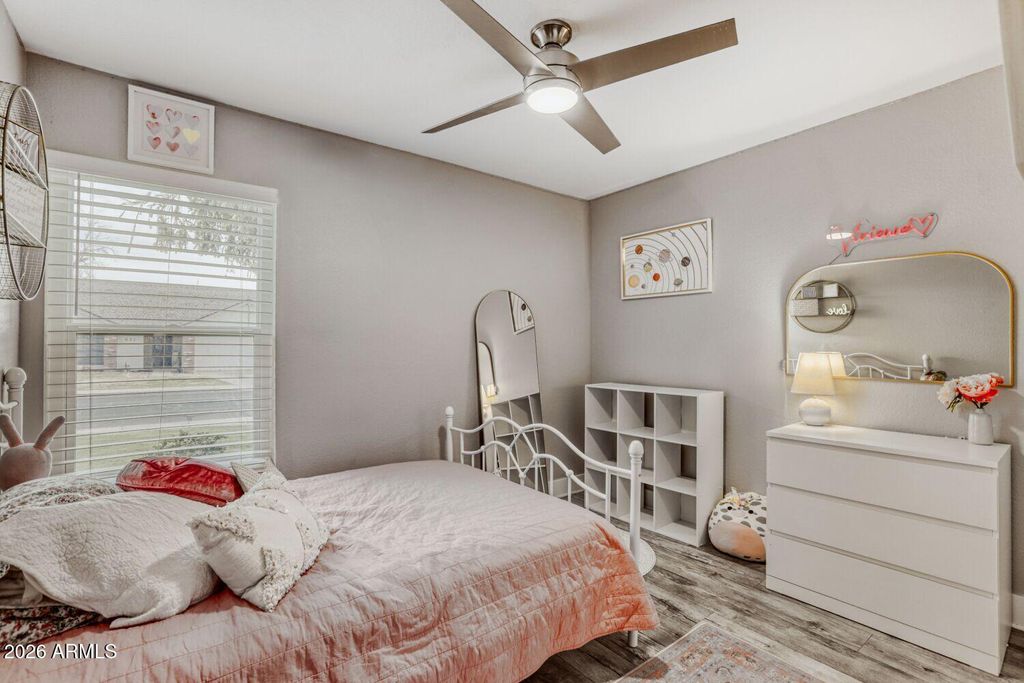 Image 17 of property listing at 490 E SAN ANGELO Avenue, Gilbert, AZ 85234