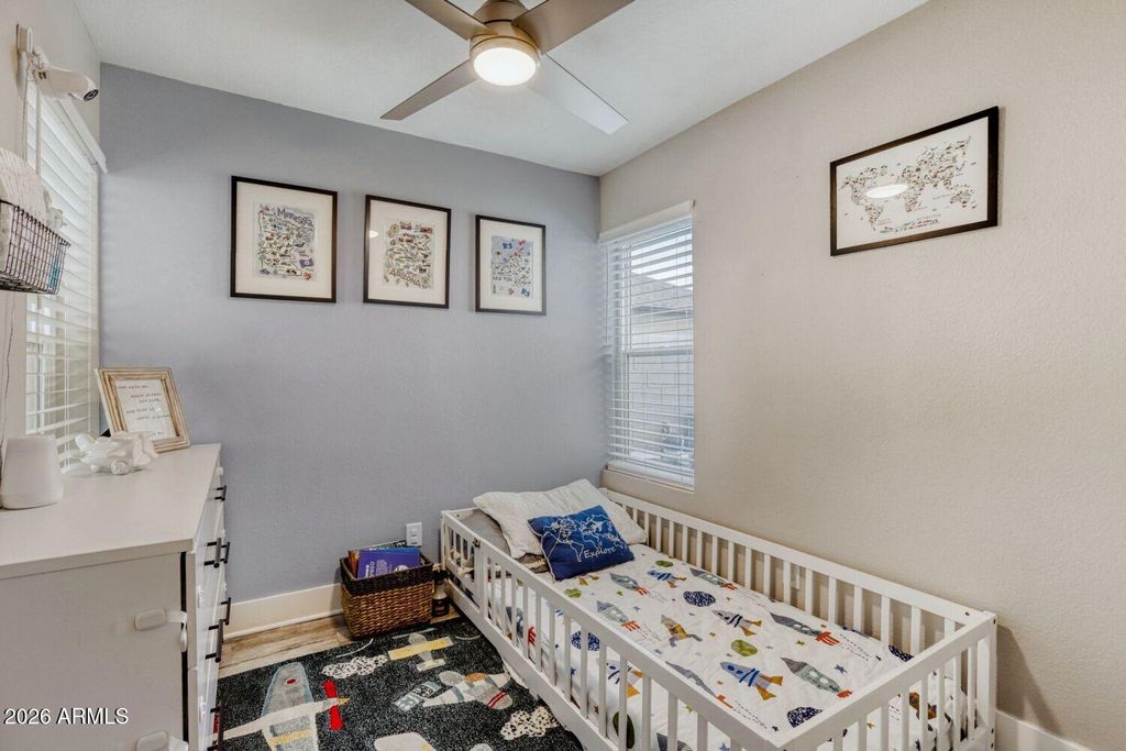 Image 18 of property listing at 490 E SAN ANGELO Avenue, Gilbert, AZ 85234
