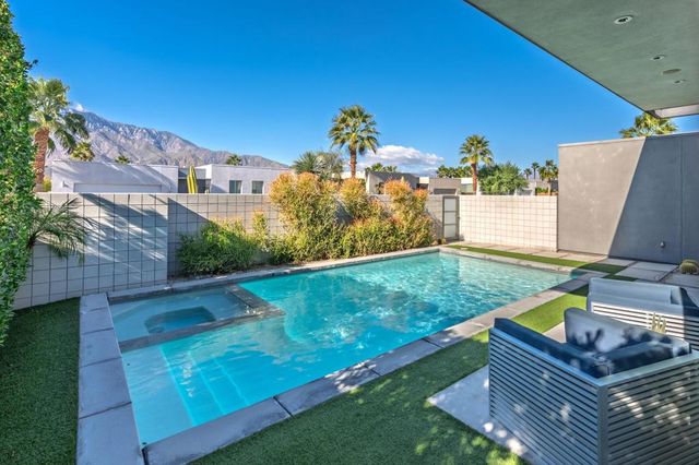 638 Dominion Way, Palm Springs, CA 92262