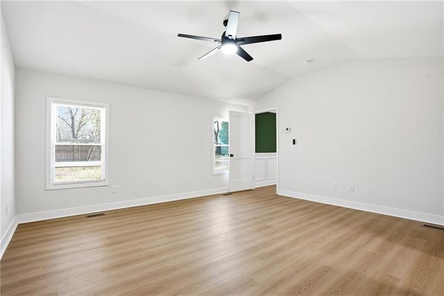 127 Perry Street, Loganville, GA 30052