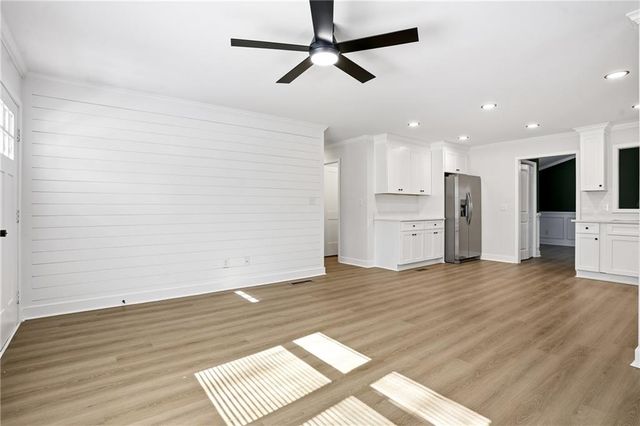 127 Perry Street, Loganville, GA 30052