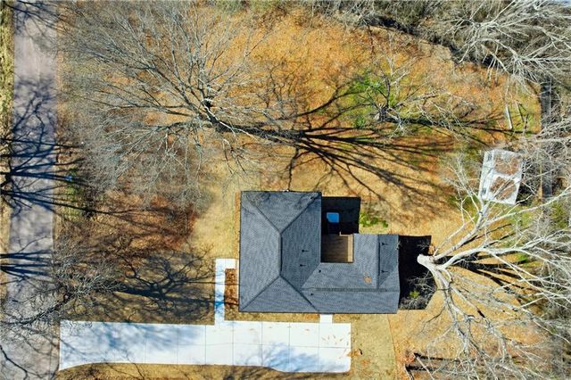 127 Perry Street, Loganville, GA 30052