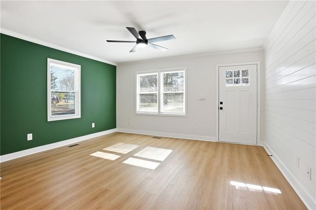 127 Perry Street, Loganville, GA 30052