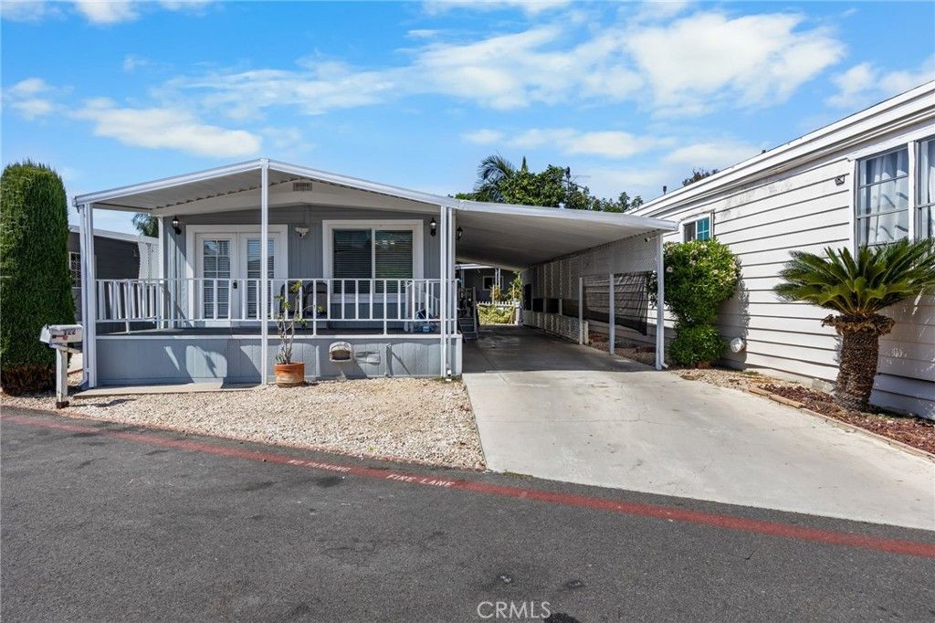 122 S Portola, Tustin, CA 92780 — exterior