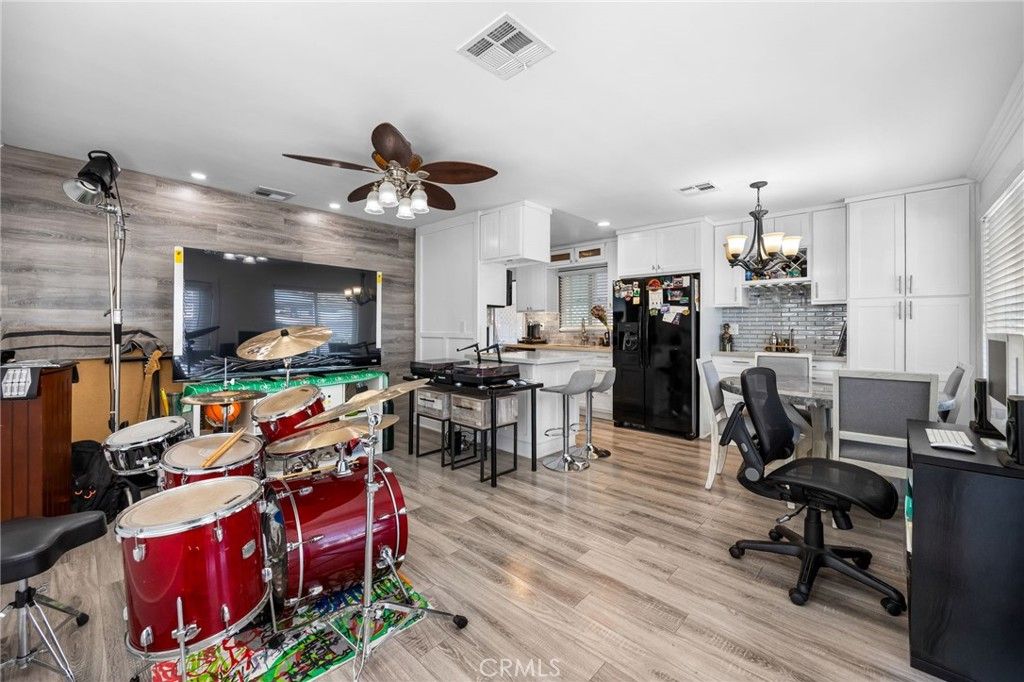 122 S Portola, Tustin, CA 92780 — photo 2
