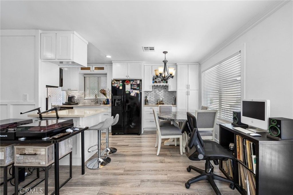 122 S Portola, Tustin, CA 92780 — photo 3