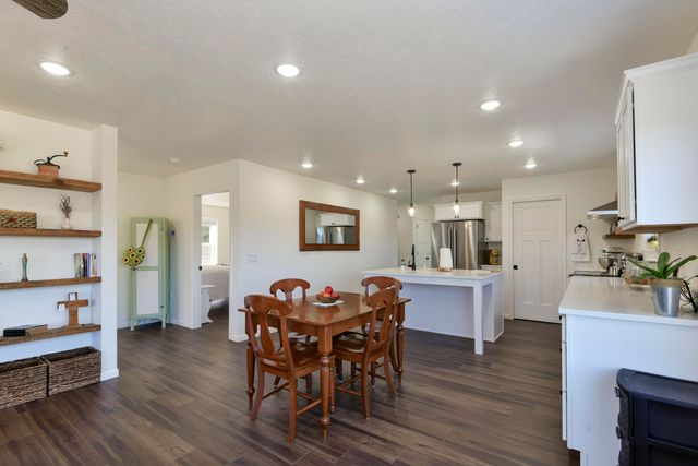 119 Eric Drive, Kirbyville, MO 65679