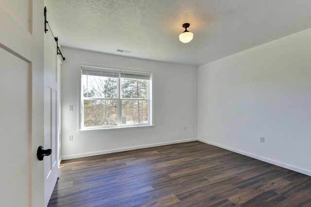 119 Eric Drive, Kirbyville, MO 65679