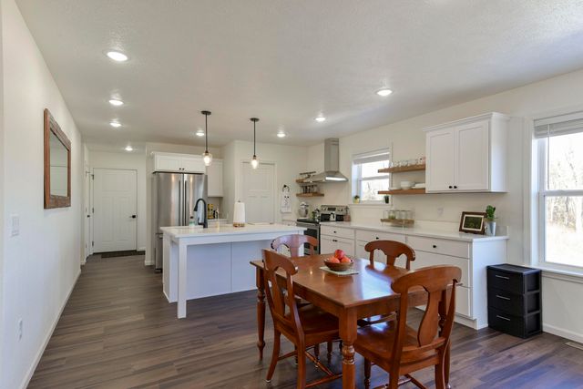 119 Eric Drive, Kirbyville, MO 65679