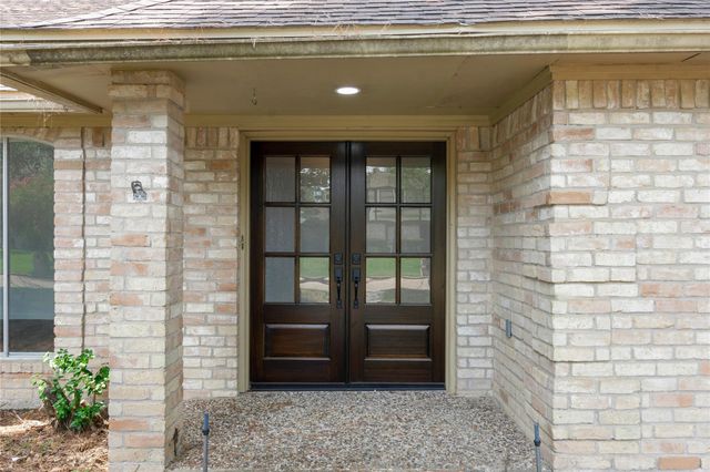 15107 Marlebone Court, Houston, TX 77069
