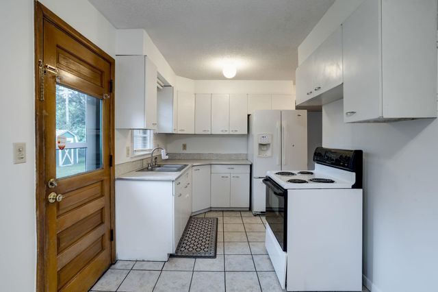 542 S Georgie, Derby, KS 67037