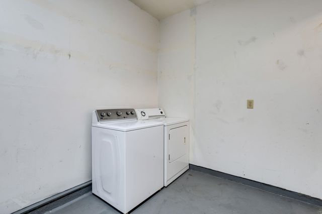 542 S Georgie, Derby, KS 67037