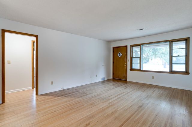 542 S Georgie, Derby, KS 67037