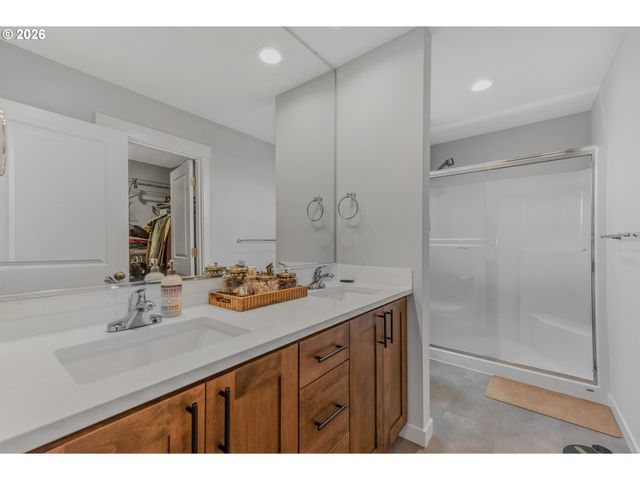 213 S 88TH Dr, Ridgefield, WA 98642